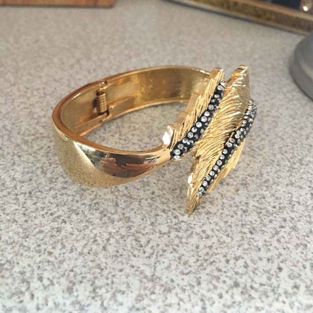 Bangle bracelet - Picture 2 of 3