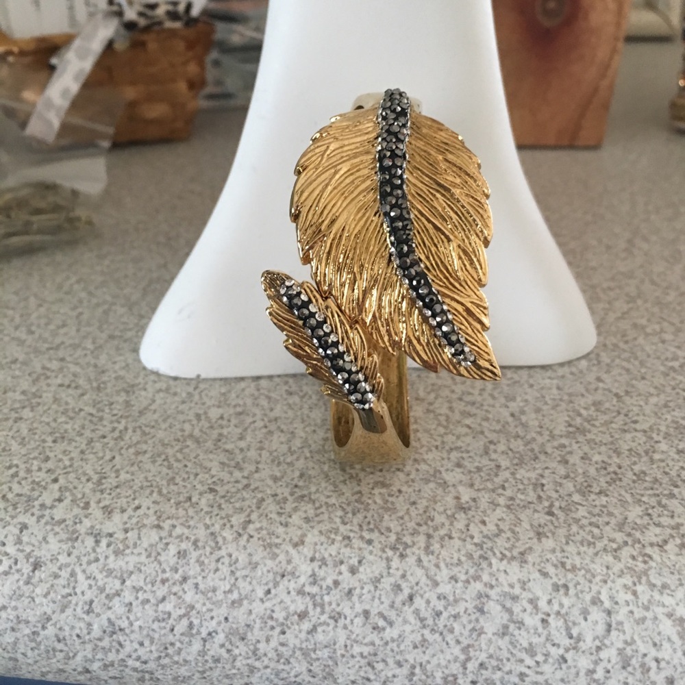 Bangle bracelet - Picture 3 of 3