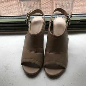 Cathy Jean shoes size 7.