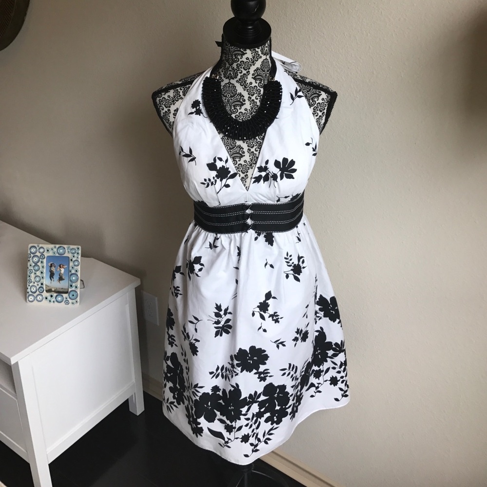 White House Black Market Dress