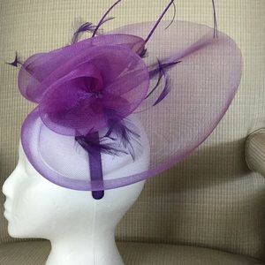 BEAUTIFUL CLASSY FASCINATOR!!!