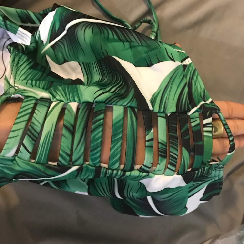 🌴🌺Banana Leaf One Piece Swimsuit🌺🌴 - Picture 4 of 4