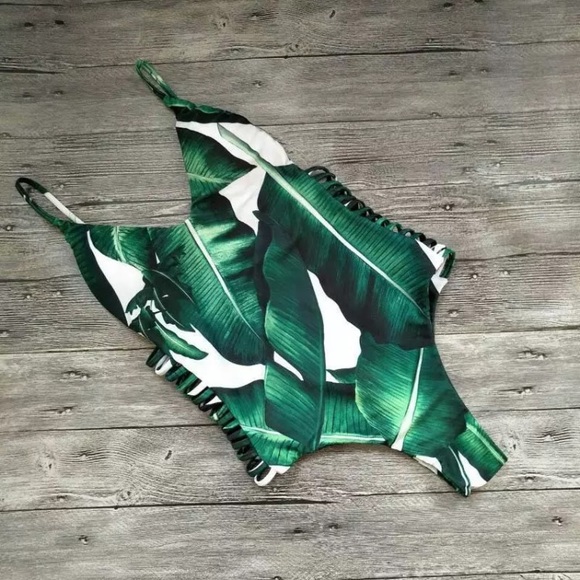 🌴🌺Banana Leaf One Piece Swimsuit🌺🌴 - Picture 2 of 4