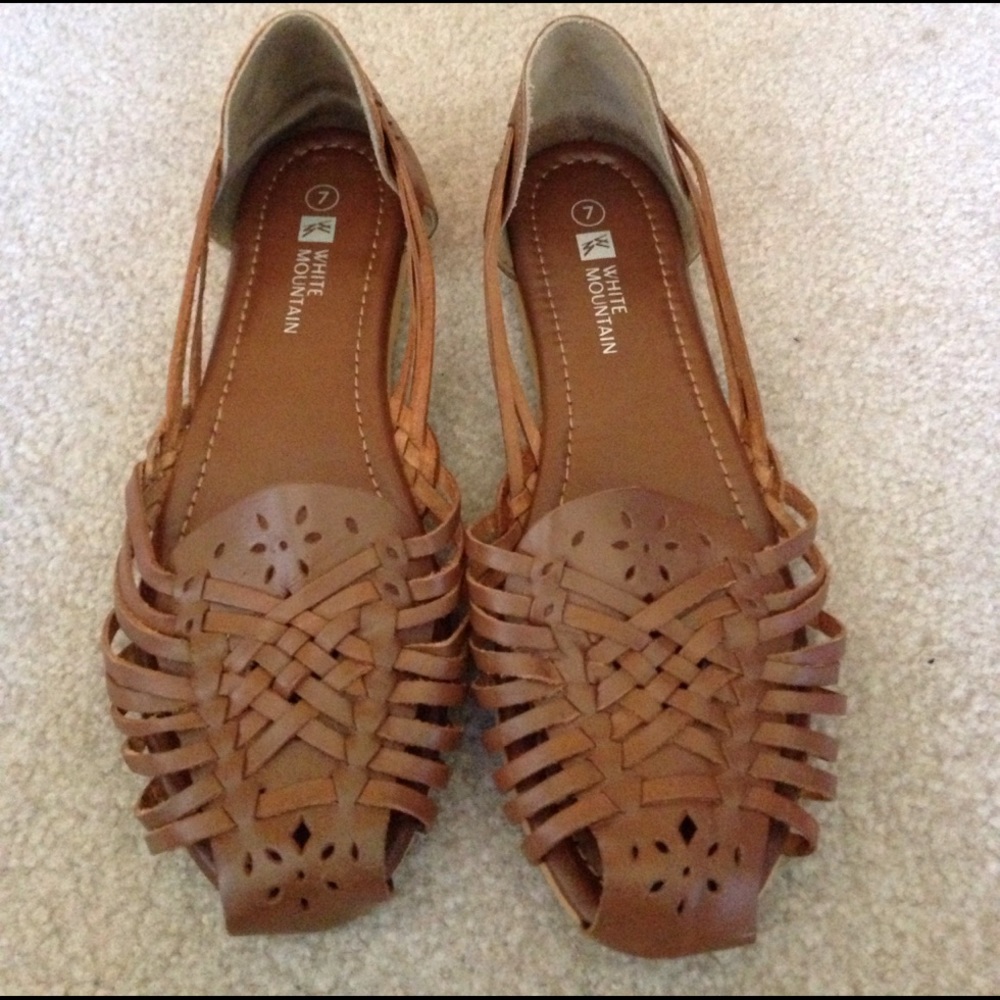 TJ Maxx White Mountain Brown flats