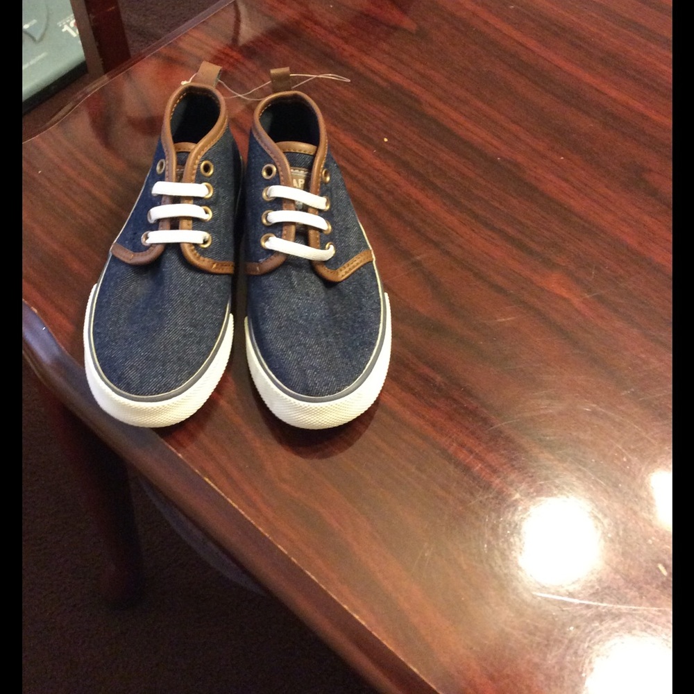 Gap Sneakers