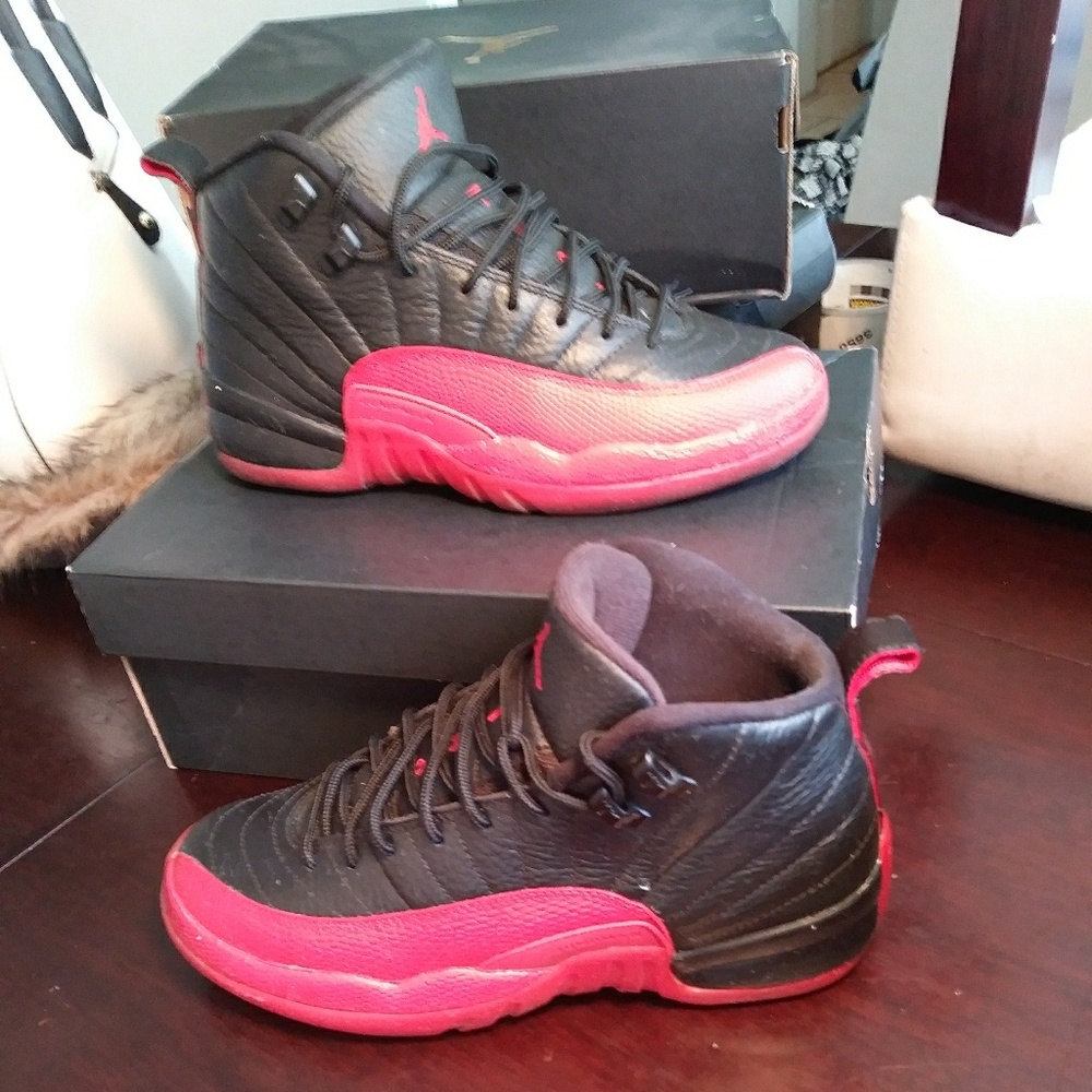 Retro Jordan 12's Authentic
