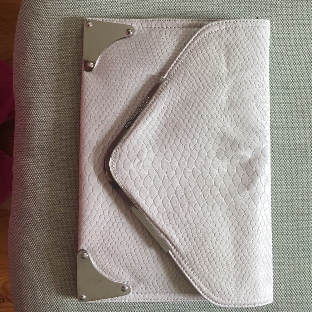 BCBG Generation Clutch