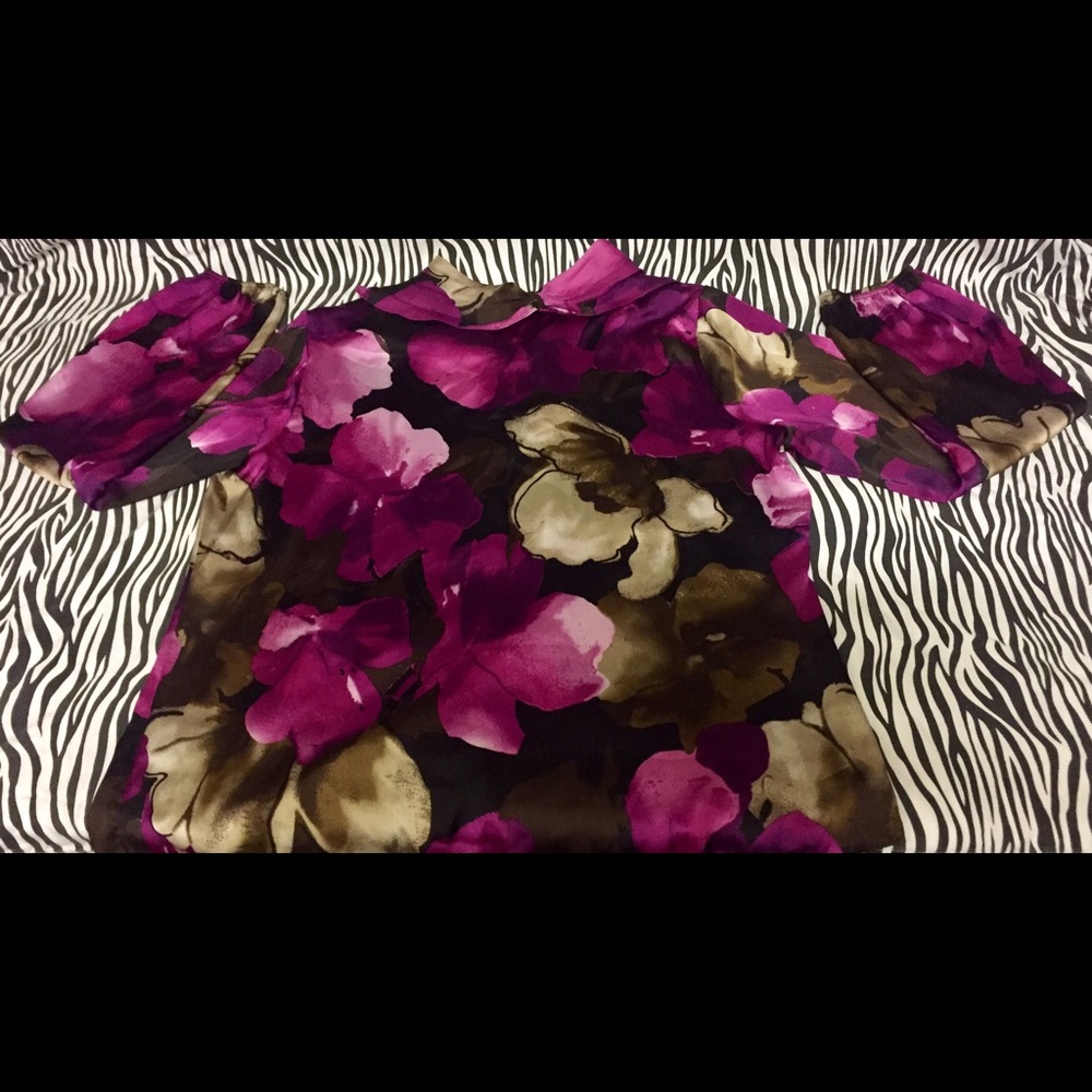 Zac & Rachel Multiple Color long sleeve Blouse. - Picture 2 of 4
