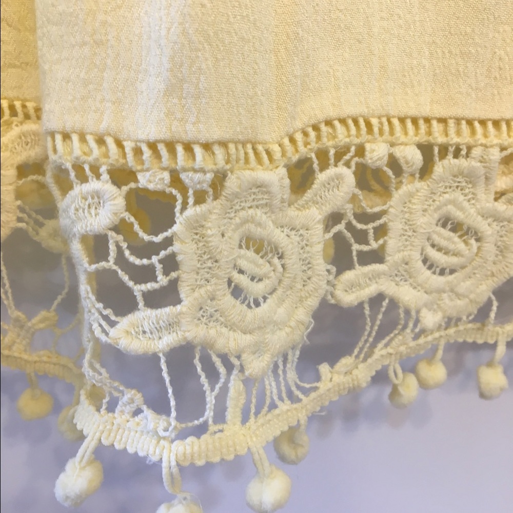 Embroidered tank - Picture 2 of 4