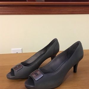 Never been worn heels