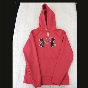 Under Armor hoodie! 💕