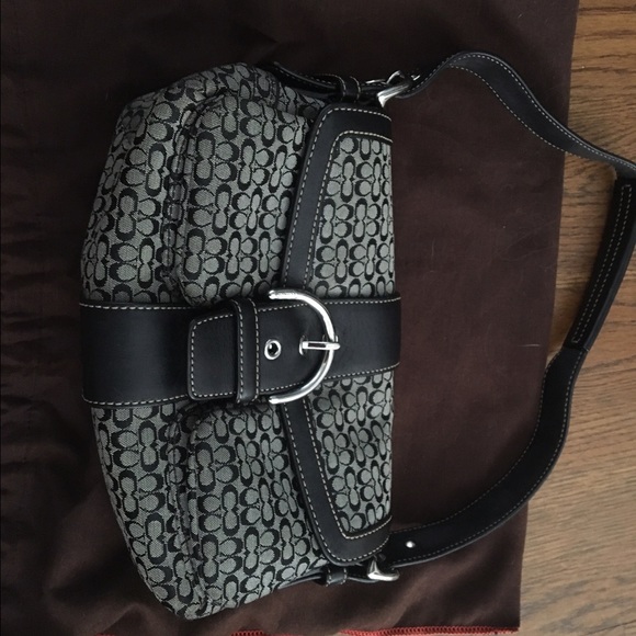 Coach purse - Picture 1 of 2