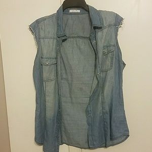 Denim sleeveless top