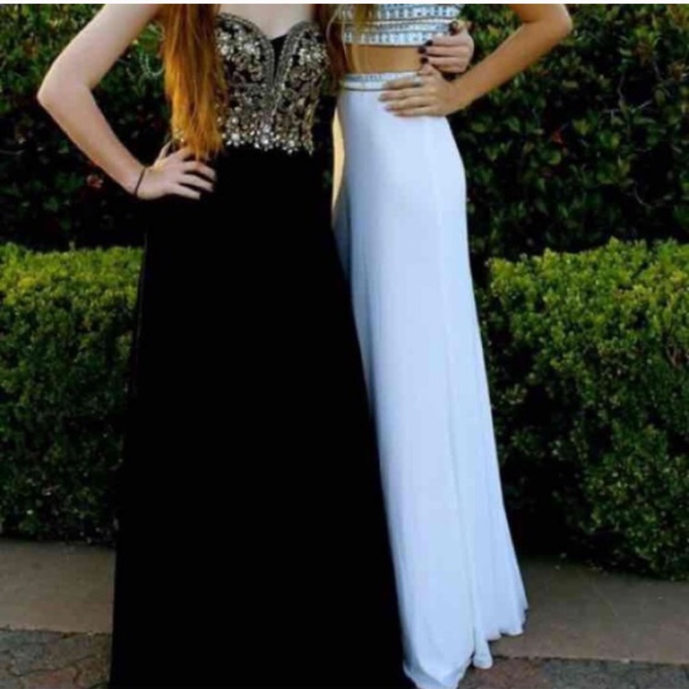 Black jovani prom dress