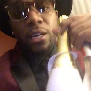 Meet your Posher, Rone