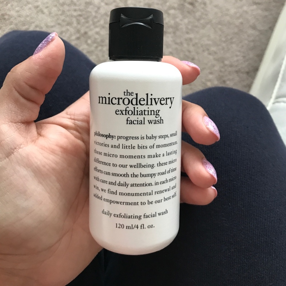 The Microdelivery exfoliating facial wash