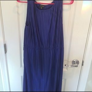 Royal blue pleated dress. Very pretty!