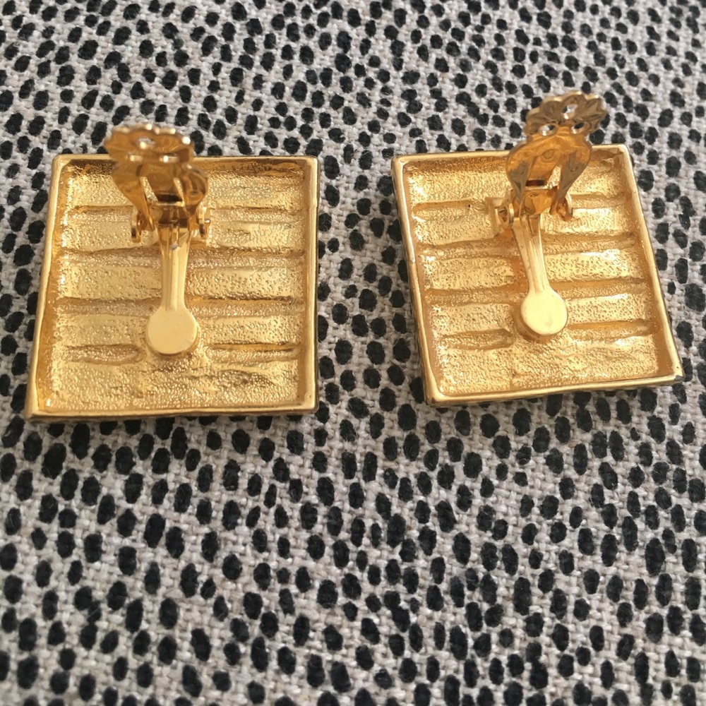 :: red & gold earrings :: - Picture 4 of 4