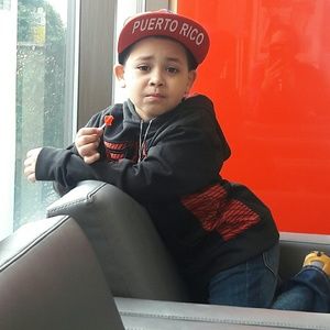 Meet your Posher, Odalys