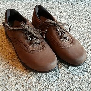 SAS  Waxbuck shoes brown leather walk easy