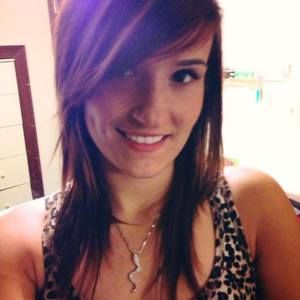 Meet your Posher, Lydia