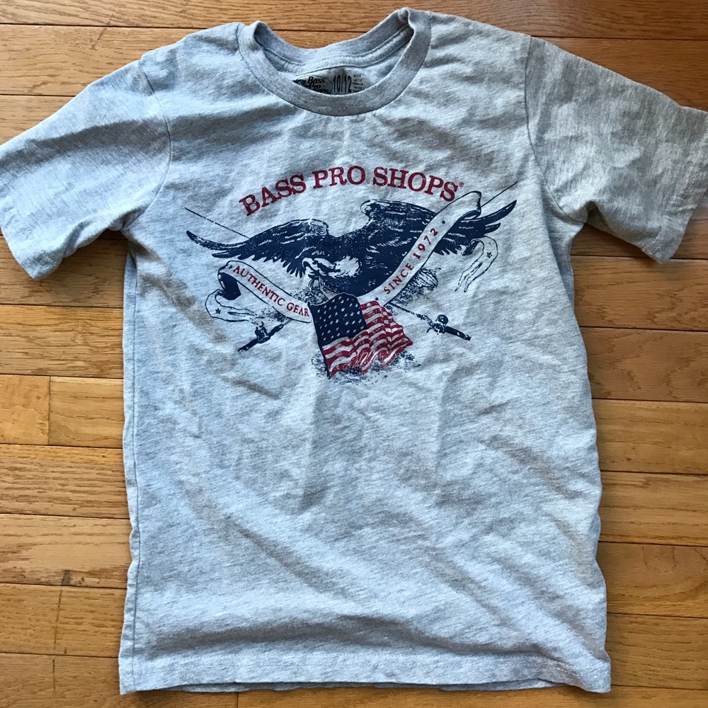 Bass pro shop t-shirt