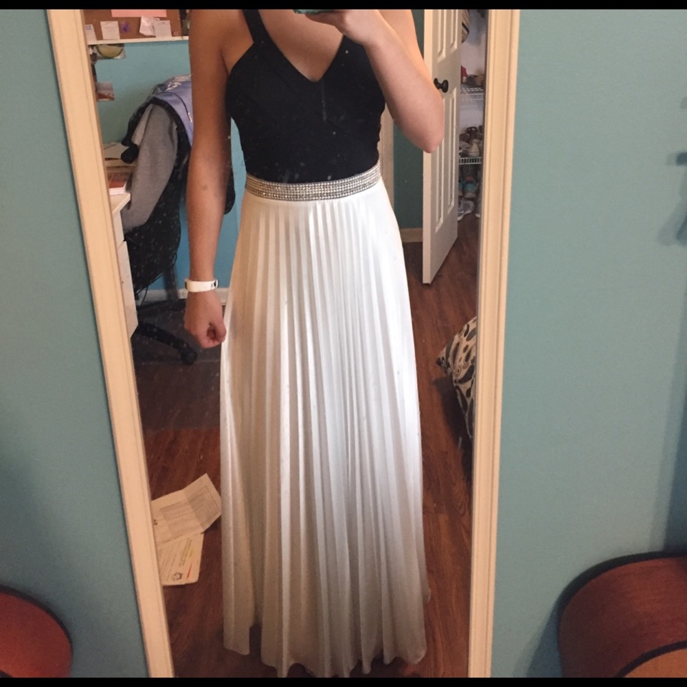 Prom dress!! Used once!