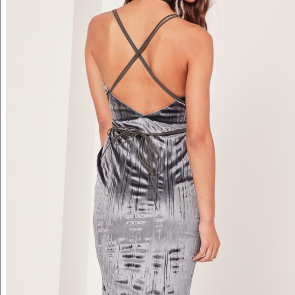 Dress - Picture 3 of 4