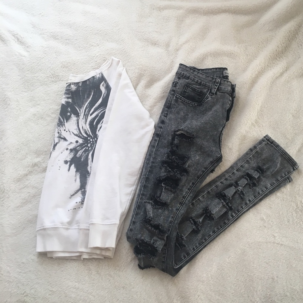 Jeggings and sweatshirt bundle