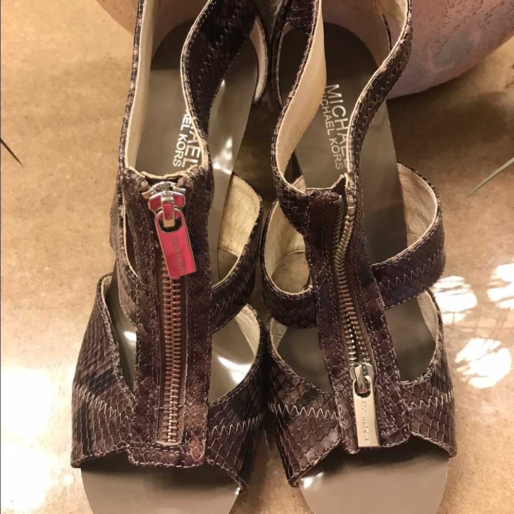 Michael KORS caged heels