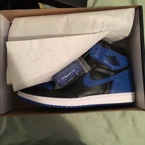 ROYAL BLUE 1S PRICE NEGOTIABLE OR HIGHEST OFFER