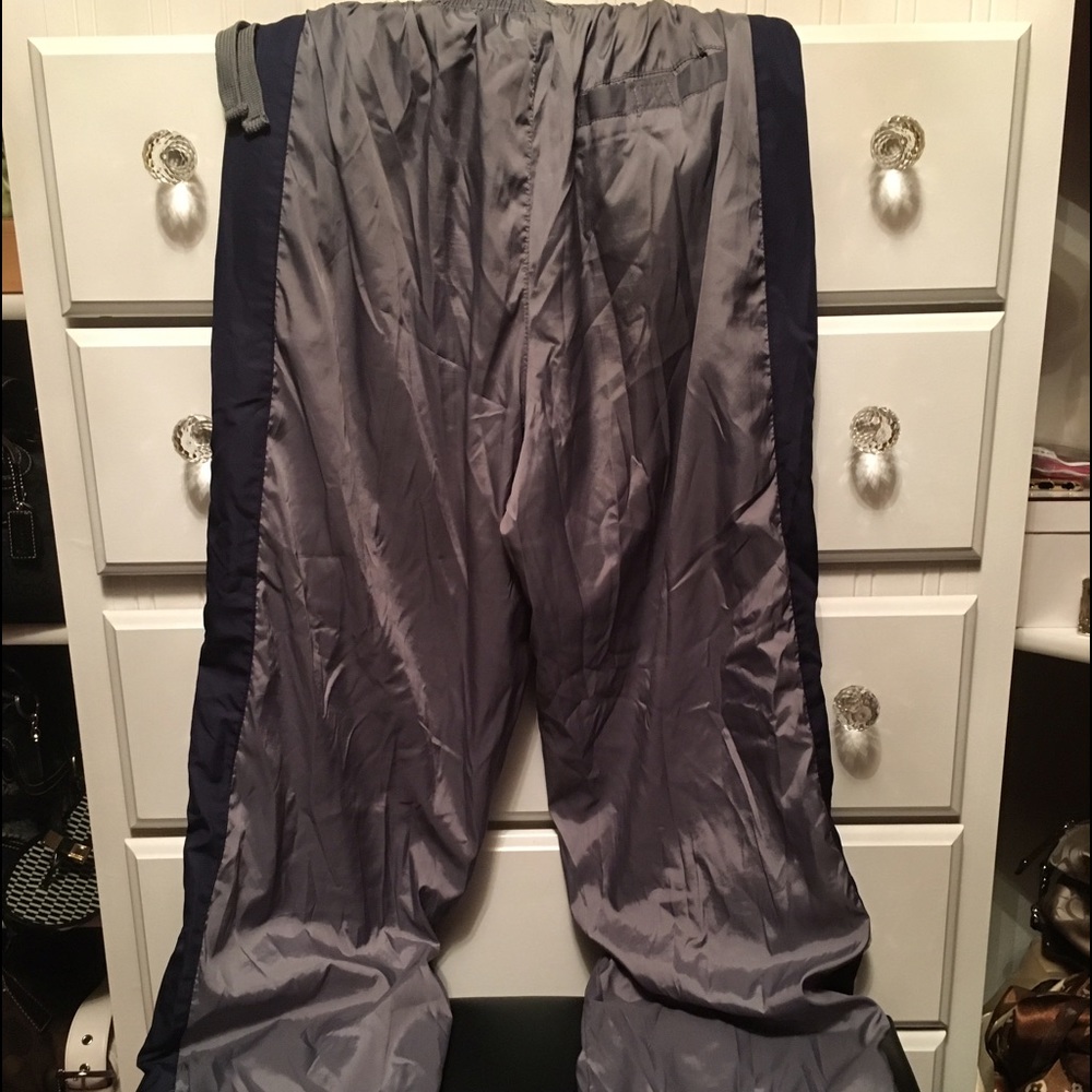 Starter wind pants size small
