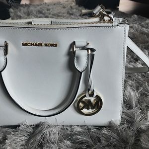 White Micheal Kors bag