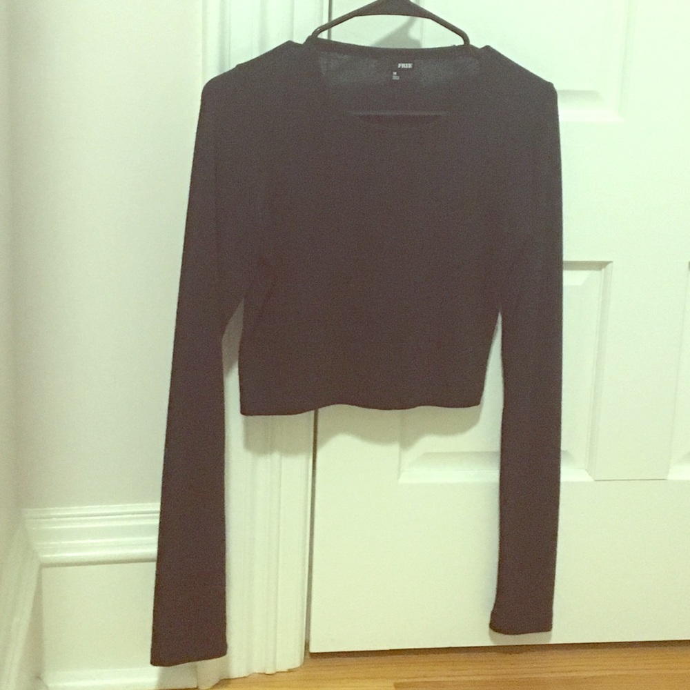Long sleeve crop top