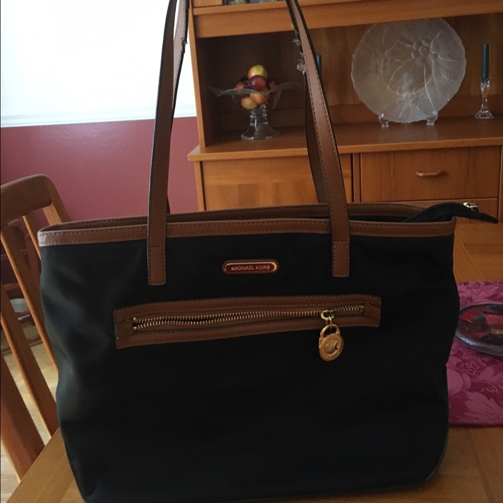 Michael Kors small kempton tote