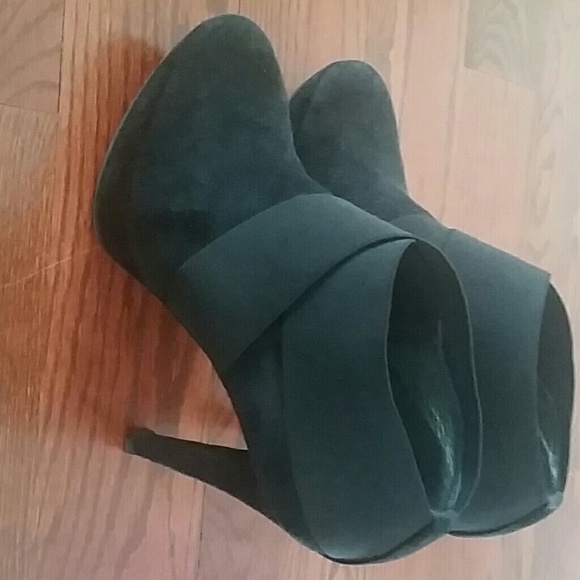 Stuart Weitzman booties - Picture 4 of 4