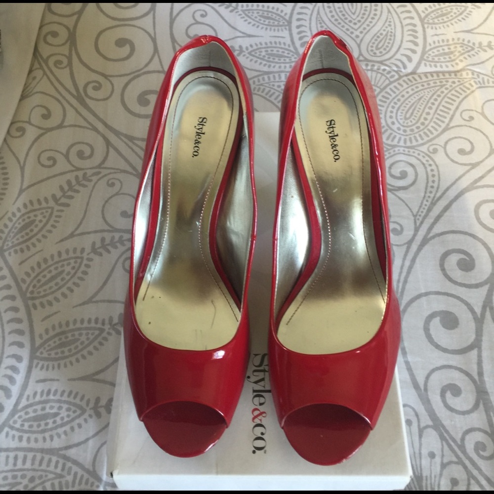 Style & Co Pumps