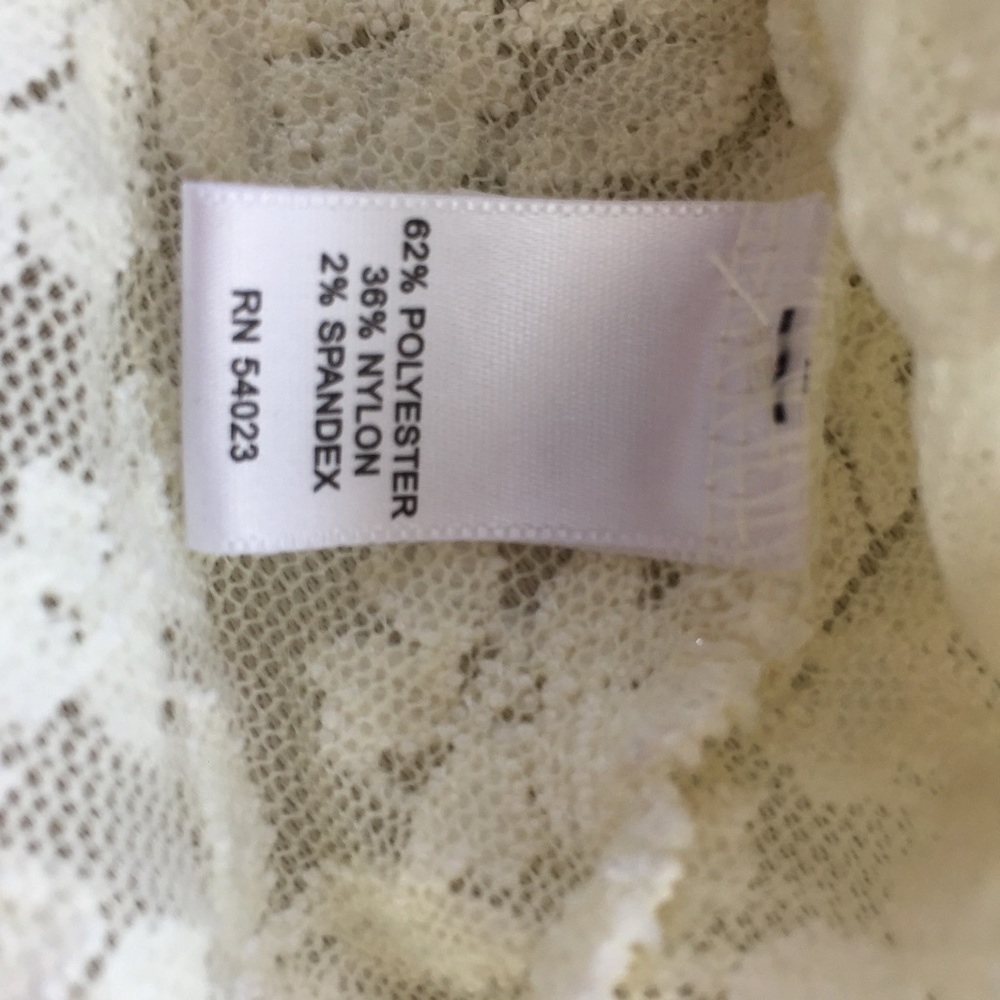 Banana Republic Cream Lace Sheer Stretch Top Sz M - Picture 7 of 8