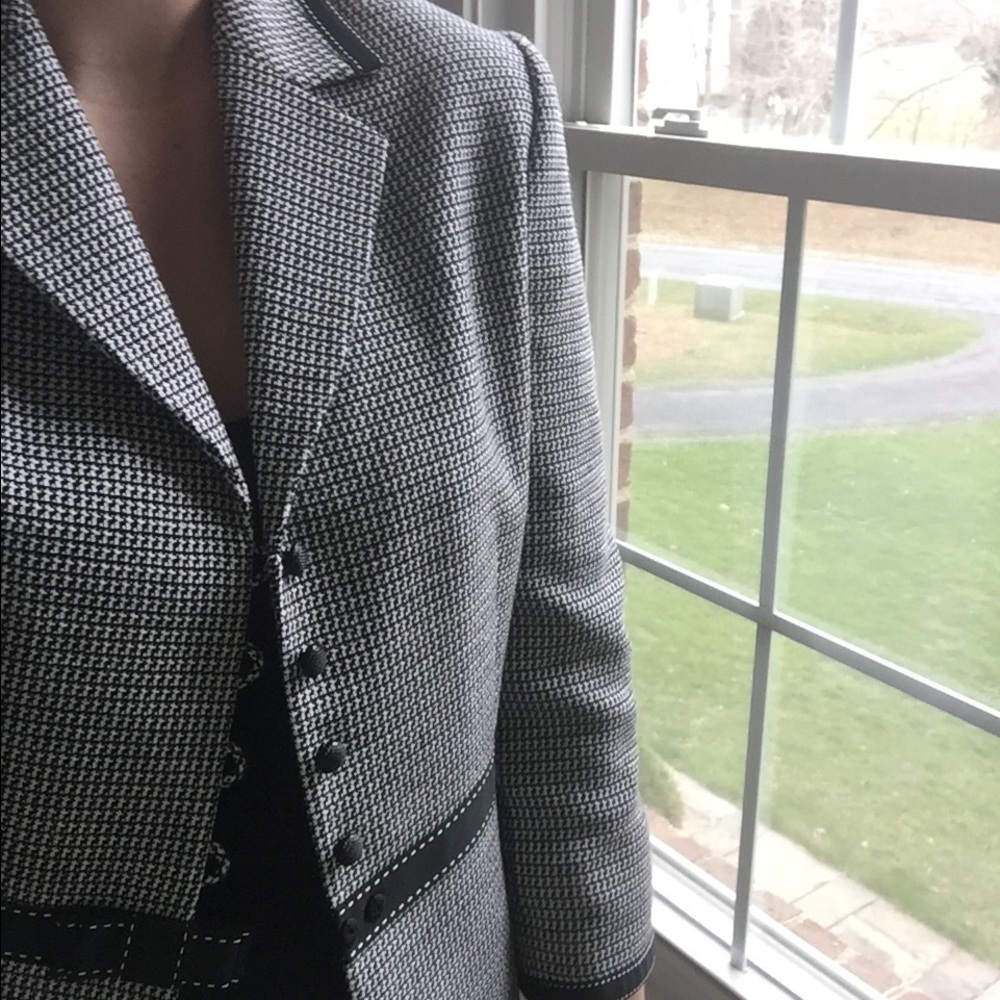 Nice Blazer! - Picture 4 of 4