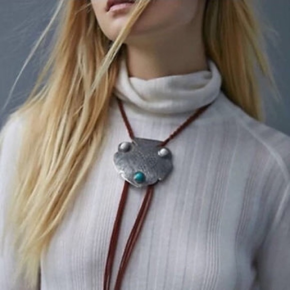 Free People Montana bolo leather necklace - Picture 3 of 4