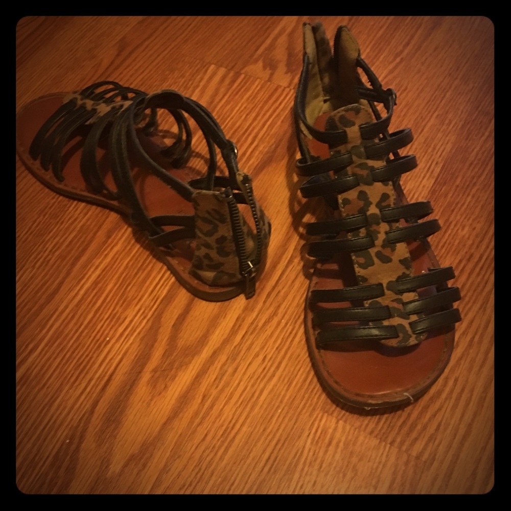 Sandals American Eagle Gladiators size M/L 8-9