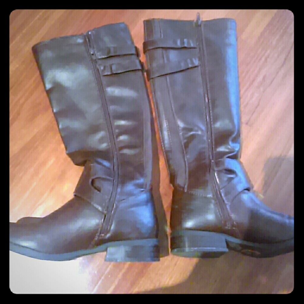 Brown Guess Boots