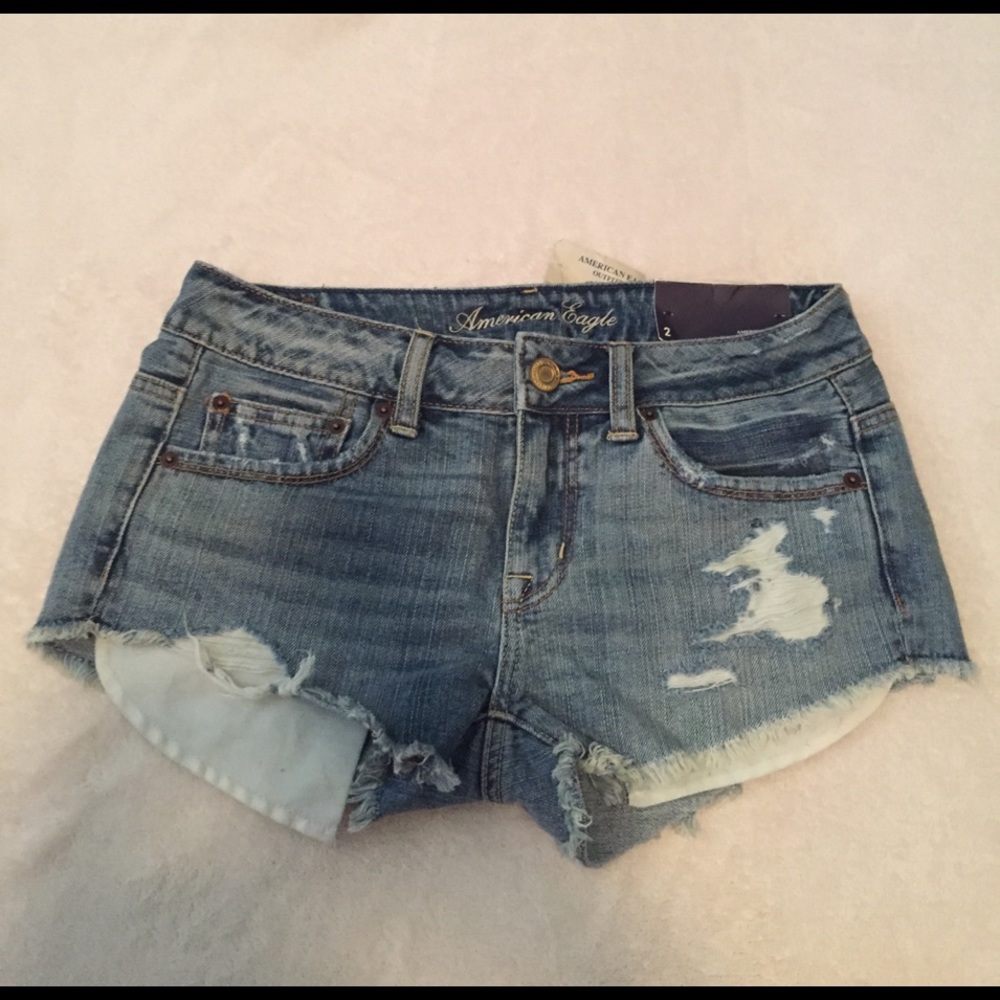 Denim distressed short shorts
