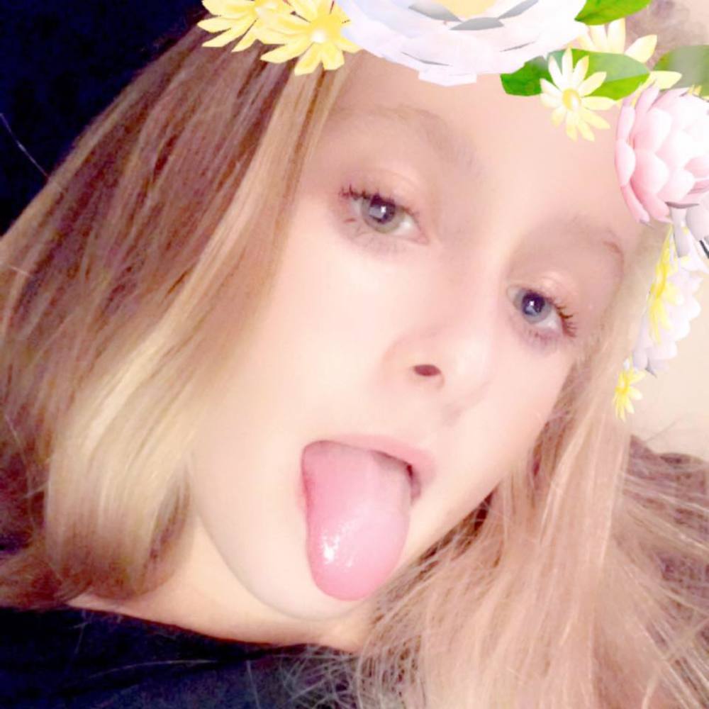 Meet your Posher, Jasmine