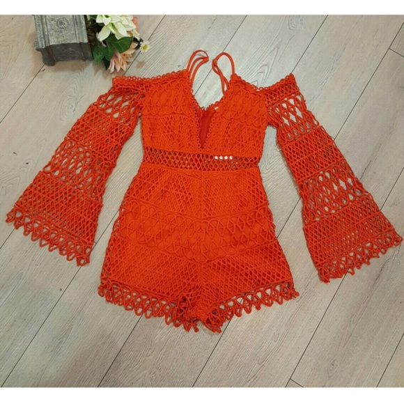 Friend & Lovers Romper - Picture 7 of 8