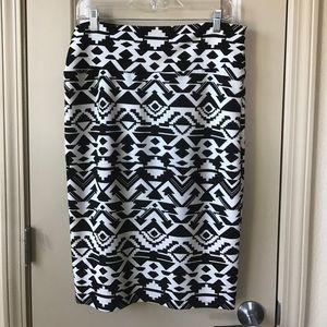 LuLaRoe Cassie skirt