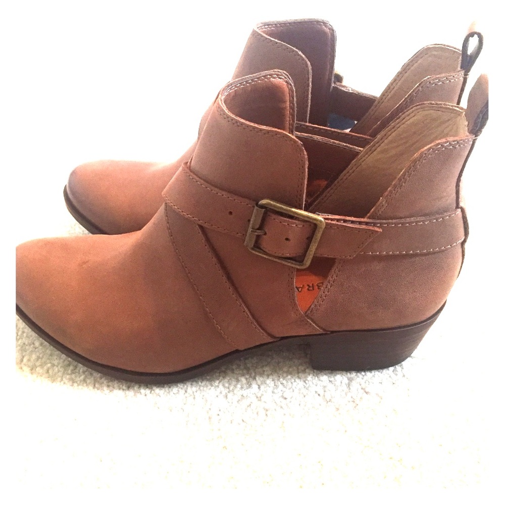 Lucky Brand booties - NWT - 7.5