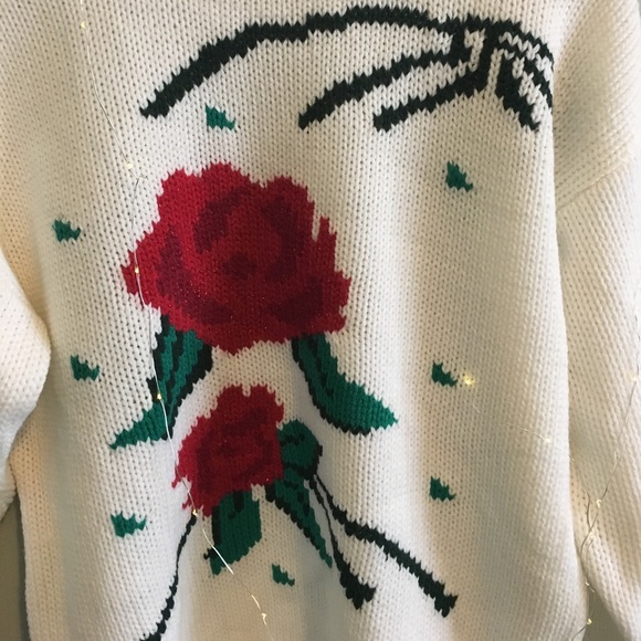 Vintage Off-White Knit Rose 🌹 Sweater 🦋 - Picture 2 of 4