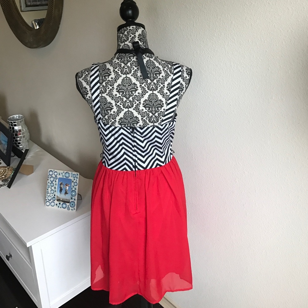 Jodi Kristopher Dress - Picture 2 of 3