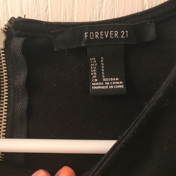 Forever 21 peplum cage shirt - Picture 5 of 5